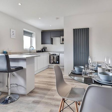 Newly Renovated 3 Bed 2 Bath Apartment & Parking Sheffield Eksteriør billede