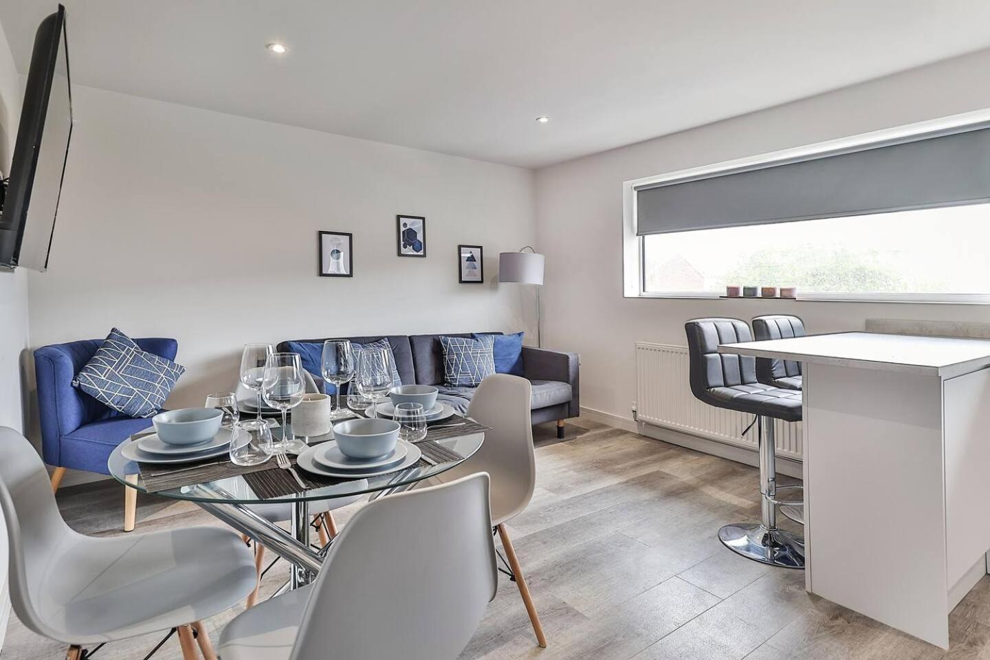 Newly Renovated 3 Bed 2 Bath Apartment & Parking Sheffield Eksteriør billede